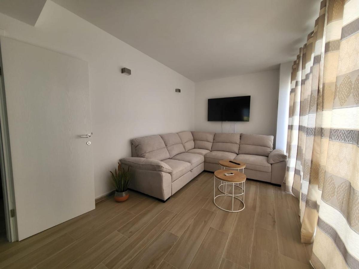 Apartment Prejac By The Beach 马林斯卡 外观 照片